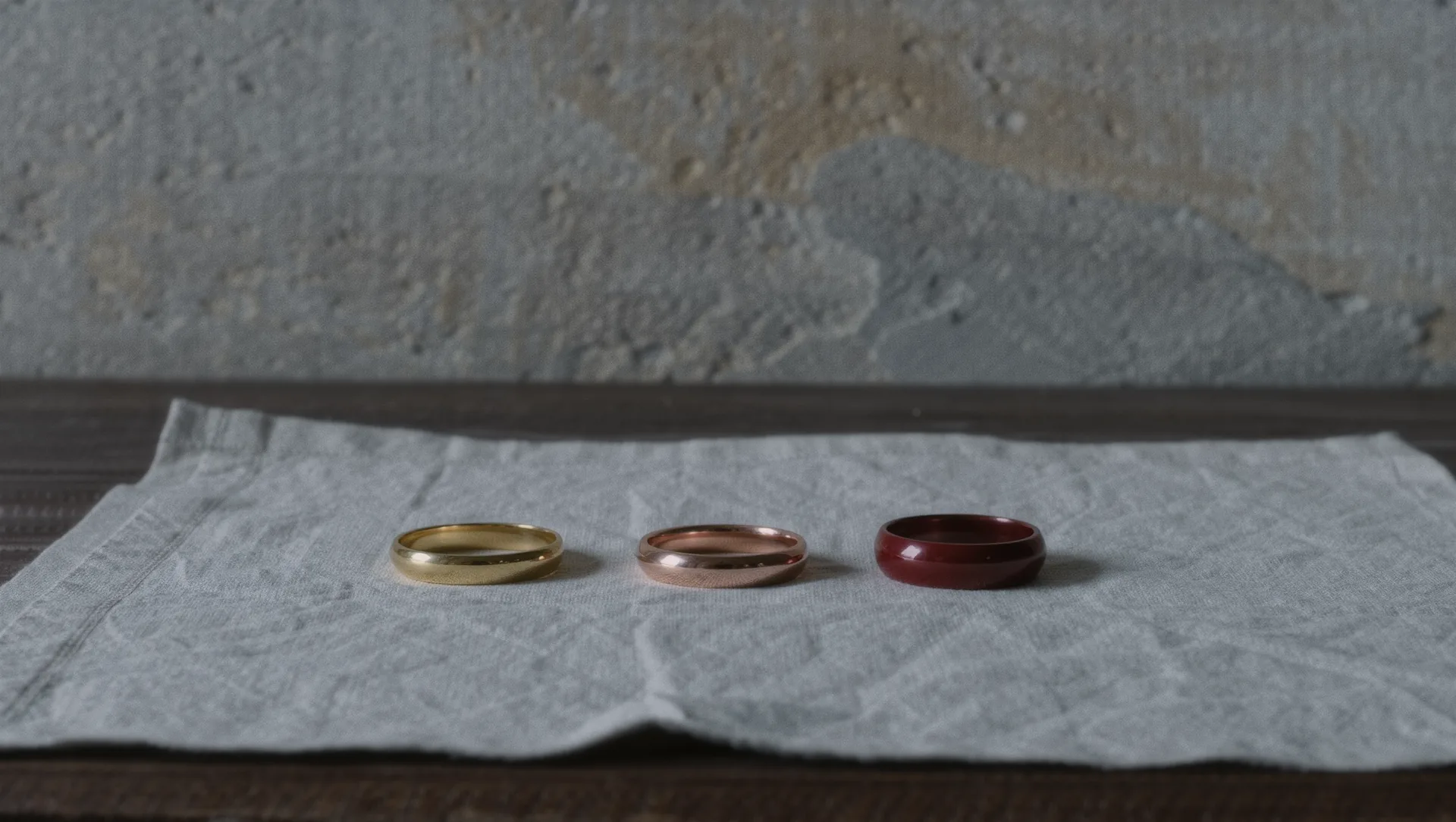 Was ist der Unterschied zwischen Rotgold, Roségold und Gelbgold?